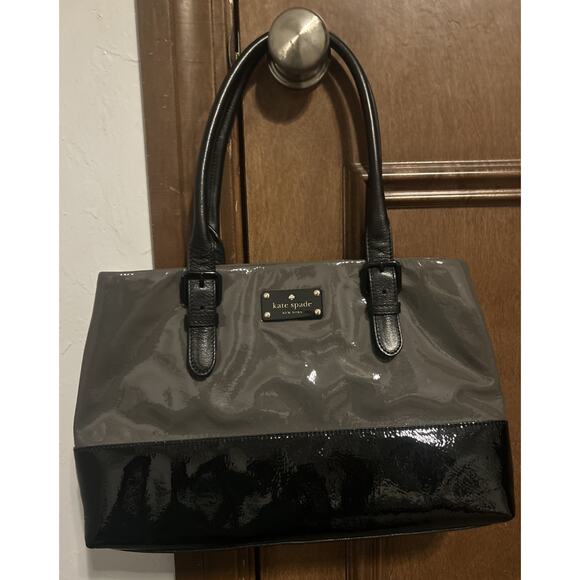 NWT Kate Spade Carlisle Street Elena Patent Leather Black and Grey Purse Handbag